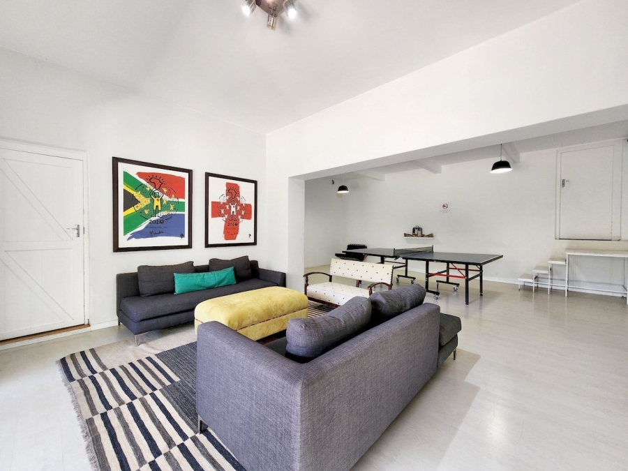 To Let 7 Bedroom Property for Rent in Camps Bay Western Cape